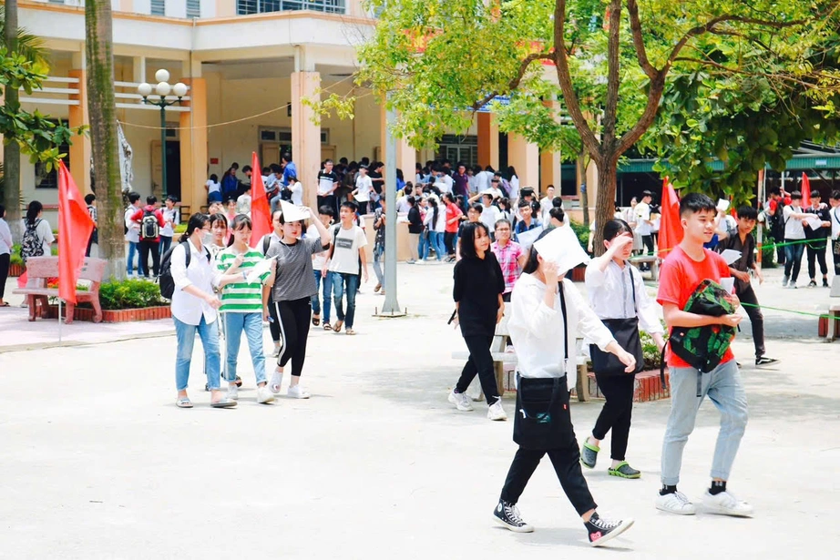 Ba trường hợp được miễn thi tốt nghiệp THPT năm nay 2025- Ảnh 1. Ba trường hợp được miễn thi tốt nghiệp THPT năm nay 2025- Ảnh 1.