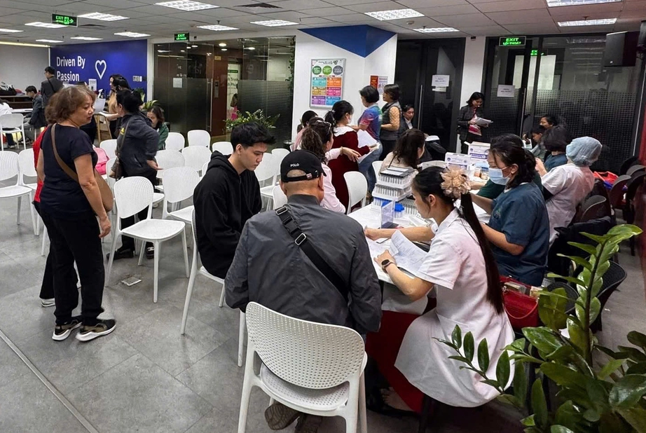 Mỗi năm được khám sức khỏe một lần là quyền lợi của người lao động- Ảnh 1.