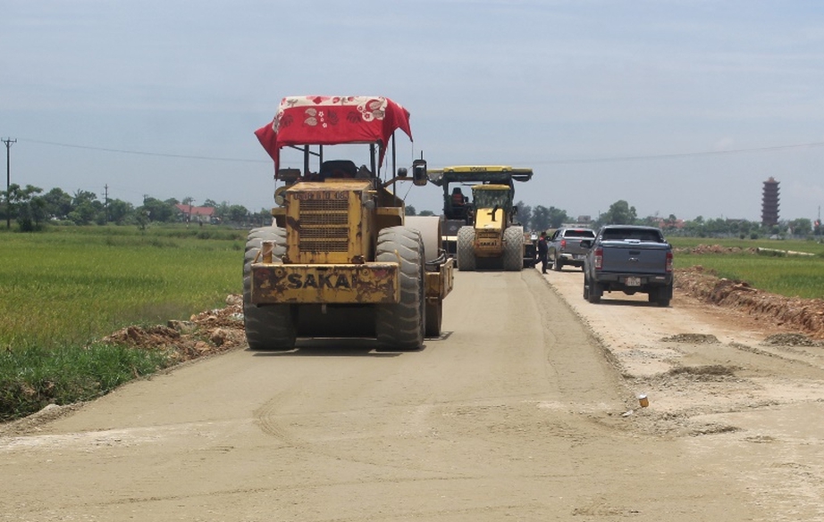 Huyện, xã giải ngân nhanh giúp Hà Tĩnh bứt phá vào nhóm đầu các tỉnh giải ngân cao- Ảnh 1. Huyện, xã giải ngân nhanh giúp Hà Tĩnh bứt phá vào nhóm đầu các tỉnh giải ngân cao- Ảnh 1.