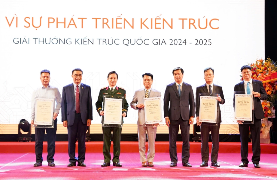 Nhà ga T2 sân bay Phú Bài đạt 2 giải thưởng danh giá về kiến trúc- Ảnh 1. Nhà ga T2 sân bay Phú Bài đạt 2 giải thưởng danh giá về kiến trúc- Ảnh 1.