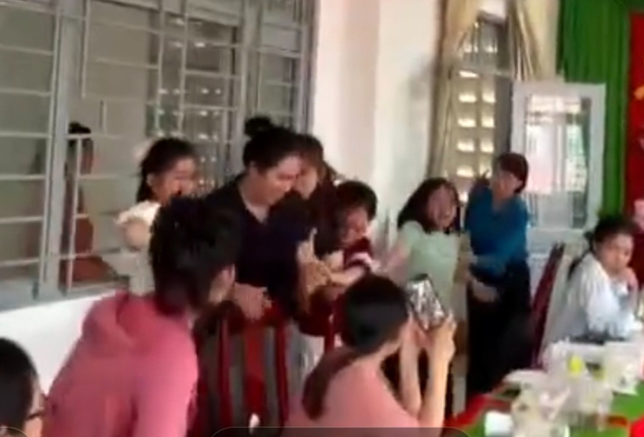 Công an Kiên Giang đang xác minh vụ phó hiệu trưởng trường mầm non bị đánh nhập viện- Ảnh 1. Công an Kiên Giang đang xác minh vụ phó hiệu trưởng trường mầm w88 com vn bị đánh nhập viện- Ảnh 1.