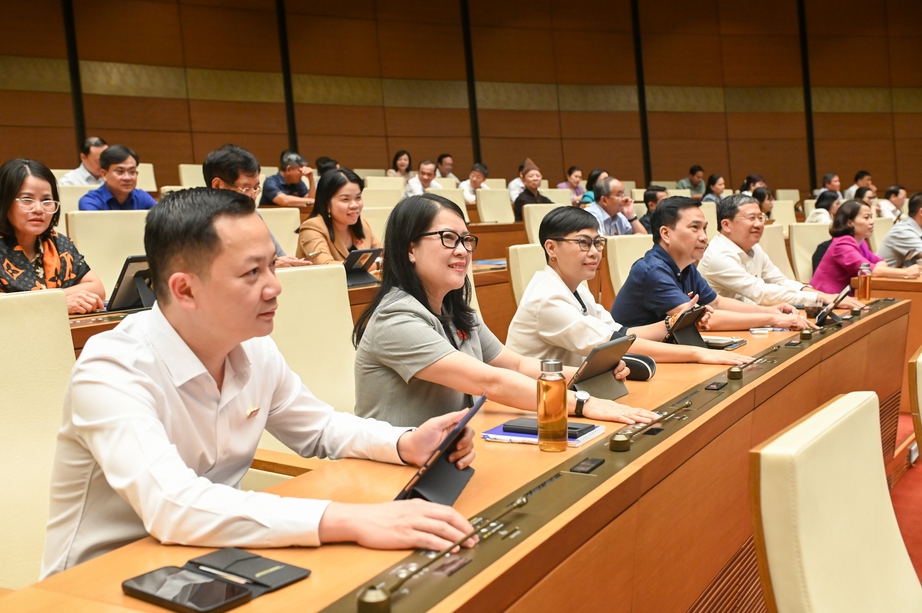 Chốt nhiều cơ chế đặc thù phát triển nhà ở xã hội, giảm hàng trăm ngày làm thủ tục- Ảnh 2. Chốt nhiều cơ chế đặc thù phát triển nhà ở xã hội, giảm hàng trăm ngày làm thủ tục- Ảnh 2.