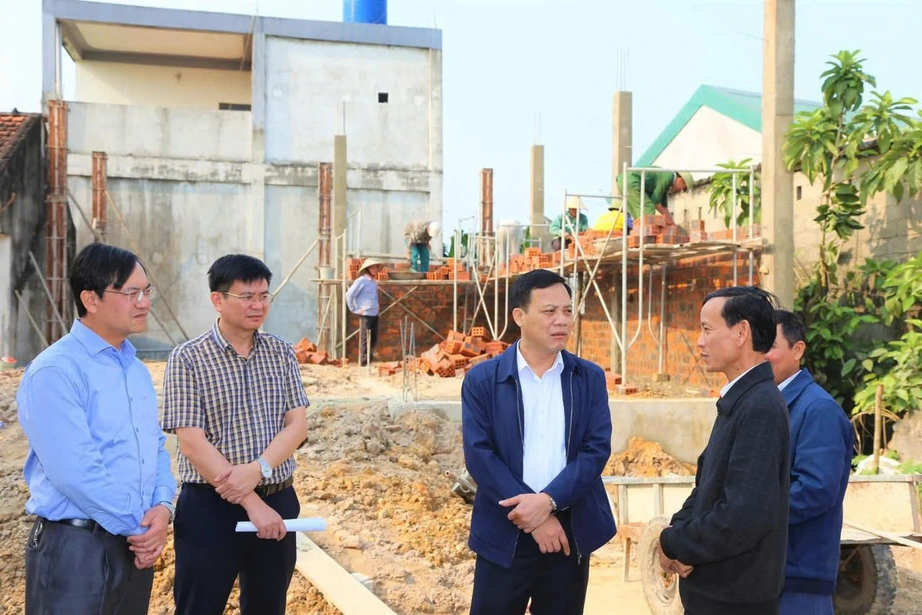 Nghẹn ngào niềm vui trong những căn nhà chắt chiu tình nghĩa- Ảnh 3. Nghẹn ngào niềm vui trong những căn nhà chắt chiu tình nghĩa- Ảnh 3.