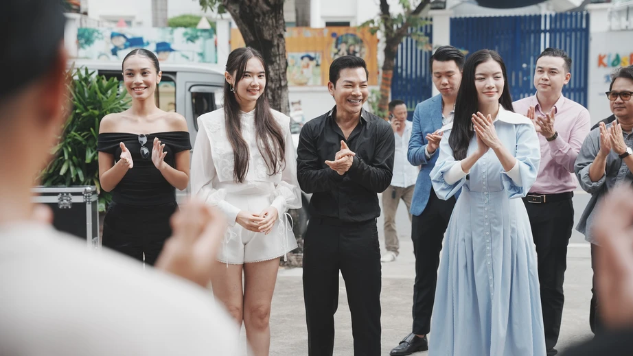 Trần Bảo Sơn lần đầu làm đạo diễn- Ảnh 1. Trần Bảo Sơn lần đầu làm đạo diễn- Ảnh 1.