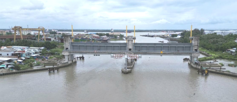 TP.HCM: Dự án chống ngập 10.000 tỷ đồng mịt mờ ngày về đích- Ảnh 9. TP.HCM: Dự án chống ngập 10.000 tỷ đồng mịt mờ ngày về đích- Ảnh 9.