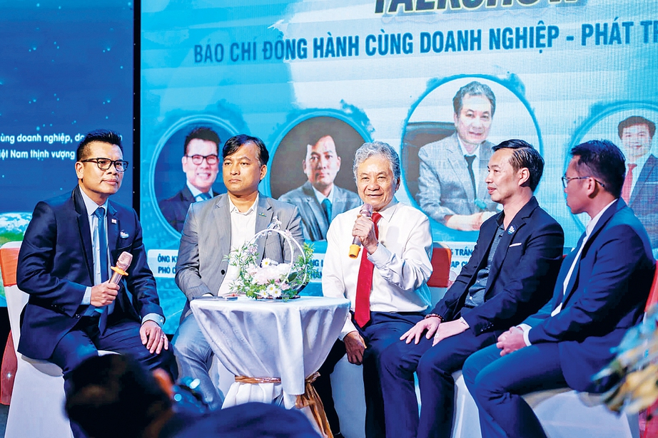 Báo chí truyền cảm hứng, khích lệ doanh nhân- Ảnh 2. Báo chí truyền cảm hứng, khích lệ doanh nhân- Ảnh 2.