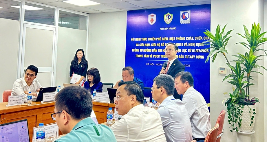 Nhiều thay đổi trong hoạt động phòng cháy, chữa cháy tại các dự án đầu tư xây dựng- Ảnh 1. Nhiều thay đổi trong hoạt động phòng cháy, chữa cháy tại các dự án đầu tư xây dựng- Ảnh 1.