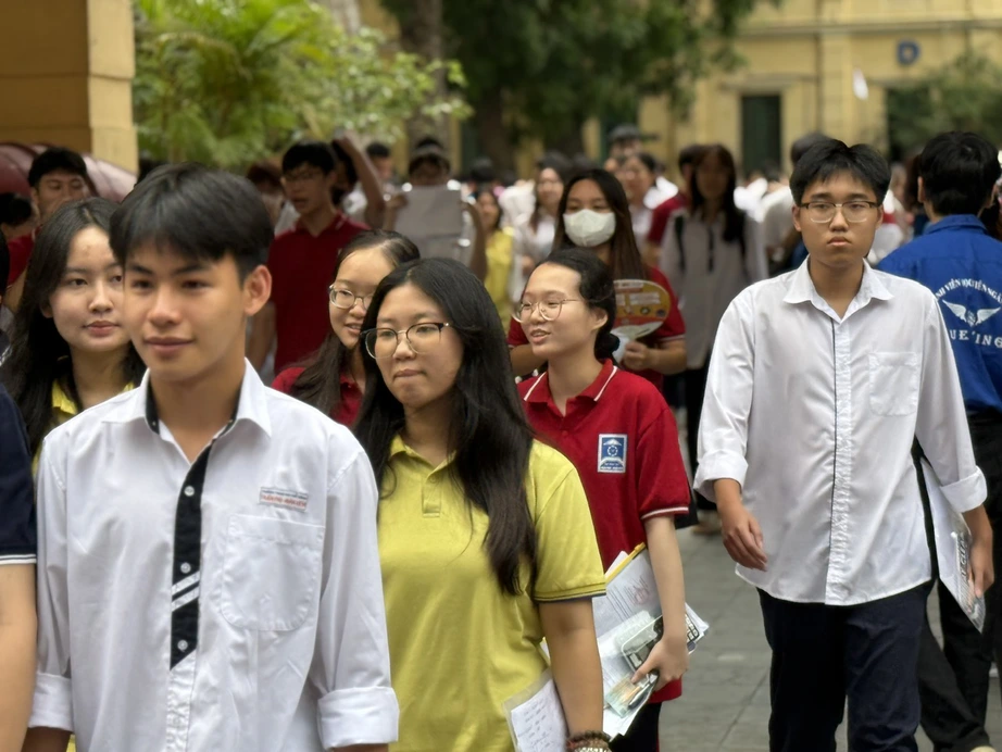Hơn 99% thí sinh dự thi môn Toán- Ảnh 1. Hơn 99% thí sinh dự thi môn Toán- Ảnh 1.