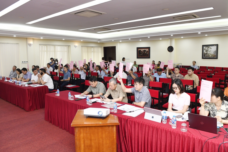 LILAMA sẽ duy trì tỷ lệ sở hữu 36% vốn điều lệ tại 2 công ty liên kết là LILAMA 10 và LILAMA 18. LILAMA sẽ duy trì tỷ lệ sở hữu 36% vốn điều lệ tại 2 công ty liên kết là LILAMA 10 và LILAMA 18.