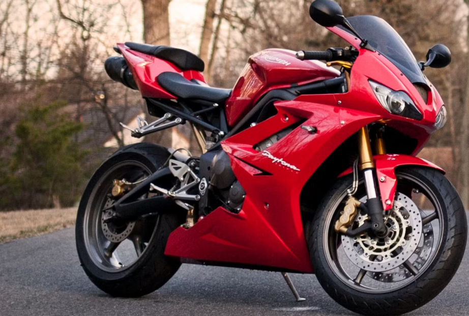 Top 10 mẫu Sportbike cũ giá rẻ đáng mua nhất- Ảnh 3. Top 10 mẫu Sportbike cũ giá rẻ đáng mua nhất- Ảnh 3.