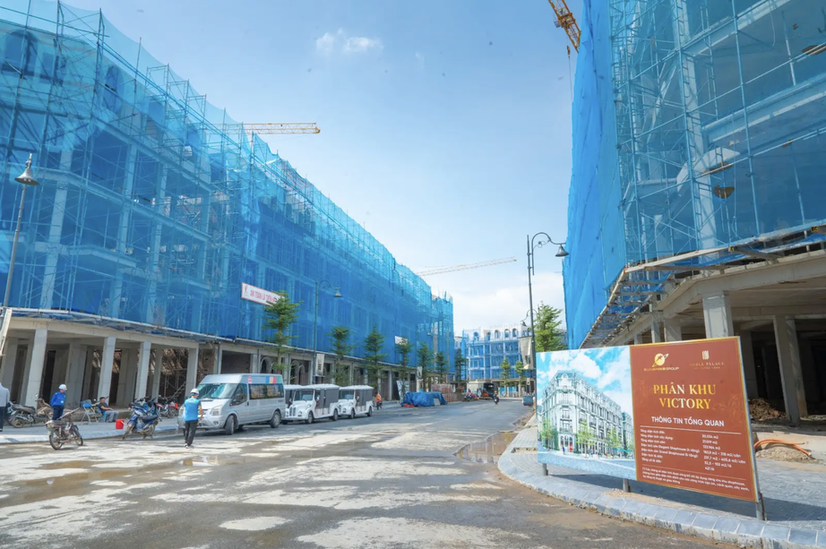 Chốt thành công nhà phố 5 tầng rẻ hơn thị trường 2,6 tỷ trên livestream Sunshine Group- Ảnh 2. Chốt thành công nhà phố 5 tầng rẻ hơn thị trường 2,6 tỷ trên livestream Sunshine Group- Ảnh 2.