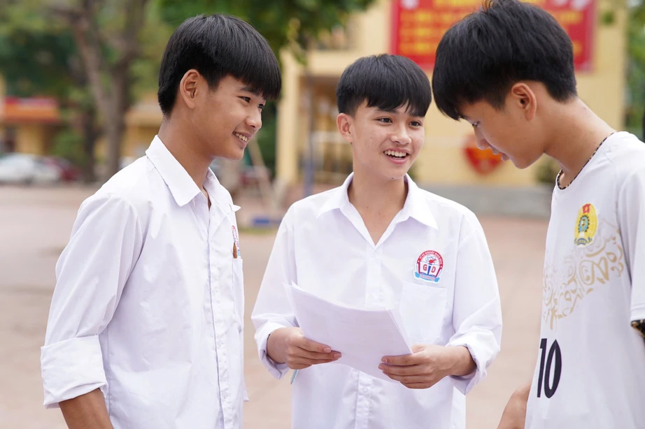 Thí sinh có thêm cơ hội vào lớp 10 công lập tại Hà Nội- Ảnh 1.