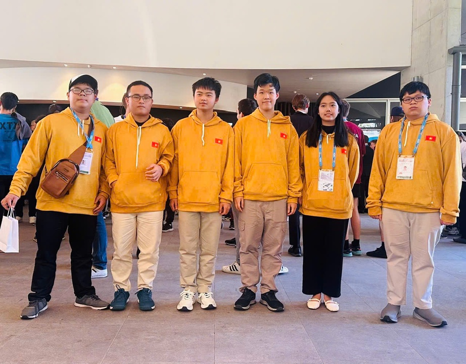 Việt Nam giành 6 huy chương, xếp thứ 9 tại Olympic Toán 2025- Ảnh 1. Việt Nam giành 6 huy chương, xếp thứ 9 tại Olympic Toán 2025- Ảnh 1.