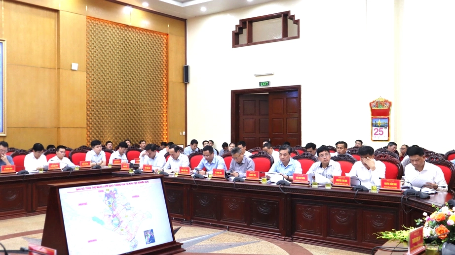 Bộ trưởng Trần Hồng Minh: Xây sân bay quốc tế tại Ninh Bình là cần thiết và chiến lược- Ảnh 3.