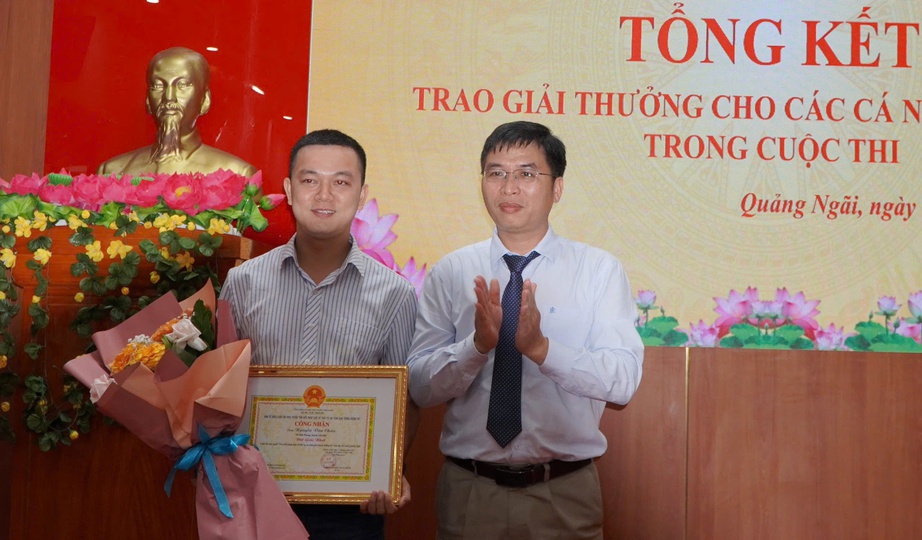 Quảng Ngãi: Hơn 30 nghìn bài dự thi tìm hiểu pháp luật về trật tự ATGT đường bộ- Ảnh 1. Quảng Ngãi: Hơn 30 nghìn bài dự thi tìm hiểu pháp luật về trật tự ATGT đường bộ- Ảnh 1.