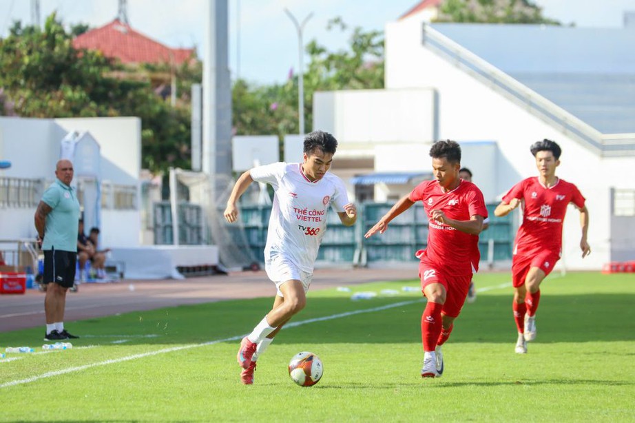 Người hùng U23 Việt Nam bị “khóa chặt", Thể Công Viettel thua chung kết U21 Quốc gia- Ảnh 1. Người hùng U23 Việt Nam bị “khóa chặt", Thể Công Viettel thua chung kết U21 Quốc gia- Ảnh 1.