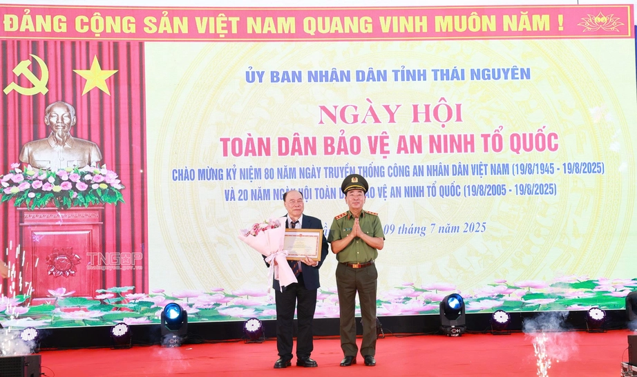 Thái Nguyên tổ chức Ngày hội toàn dân bảo vệ an ninh Tổ quốc năm 2025- Ảnh 4. Thái Nguyên tổ chức Ngày hội toàn dân bảo vệ an ninh Tổ quốc năm 2025- Ảnh 4.