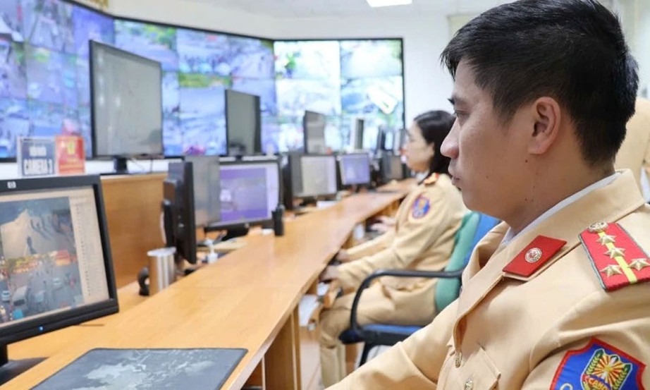 Khánh Hòa tạm dừng hệ thống xử lý vi phạm giao thông để nâng cấp- Ảnh 1. Khánh Hòa tạm dừng hệ thống xử lý vi phạm giao thông để nâng cấp- Ảnh 1.