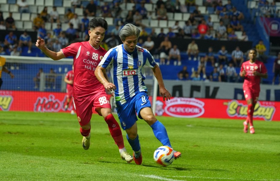 Công an Hà Nội thua đau ở Cúp C1 Đông Nam Á bởi siêu phẩm để đời của “Messi Thái”- Ảnh 1.