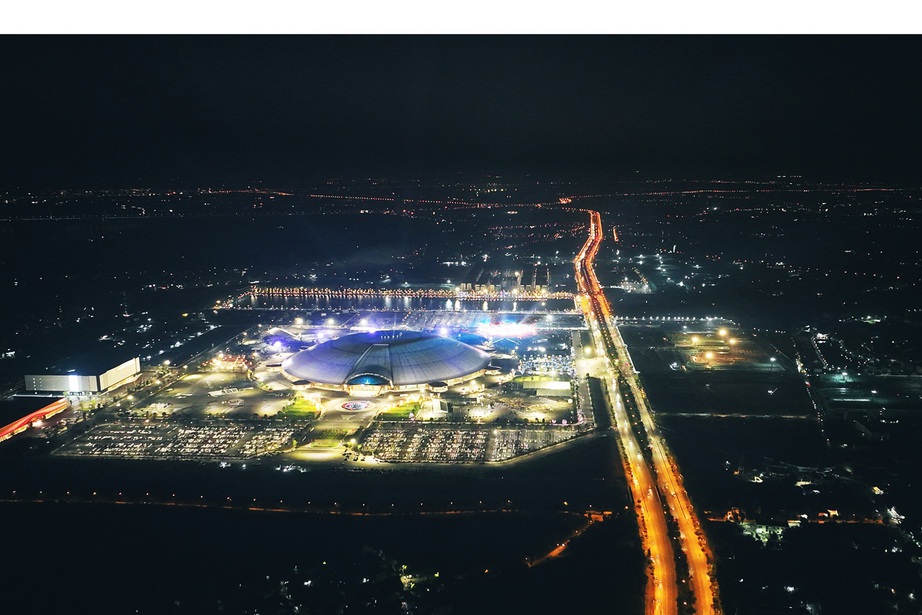 8Wonder 2025: Âm nhạc đẳng cấp, check-in công trình khát vọng Việt Nam- Ảnh 2. 8Wonder 2025: Âm nhạc đẳng cấp, check-in công trình khát vọng Việt Nam- Ảnh 2.