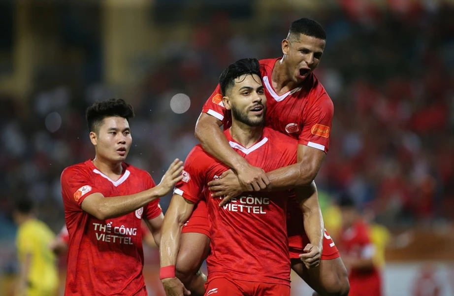 V-League: Sao Việt kiều tỏa sáng, Thể Công Viettel thắng dễ Công an TP.HCM- Ảnh 1.