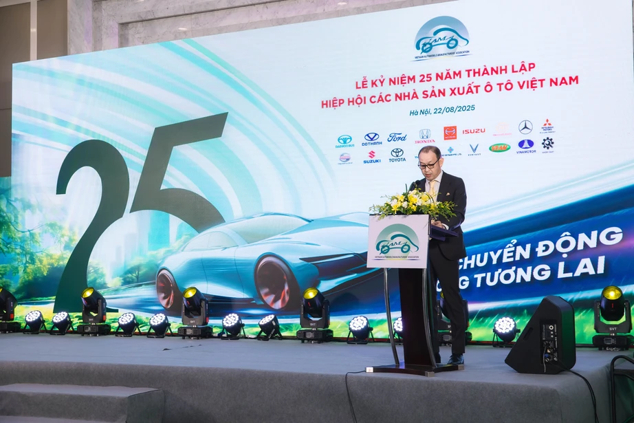 VAMA cam kết thúc đẩy phát triển giao thông xanh tại Việt Nam- Ảnh 3. VAMA cam kết thúc đẩy phát triển giao thông xanh tại Việt Nam- Ảnh 3.