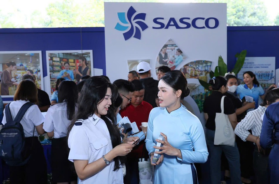 Hơn 10.000 ứng viên "săn vé" tìm cơ hội cất cánh sự nghiệp cùng siêu sân bay Long Thành- Ảnh 15. Hơn 10.000 ứng viên "săn vé" tìm cơ hội cất cánh sự nghiệp cùng siêu sân bay Long Thành- Ảnh 15.