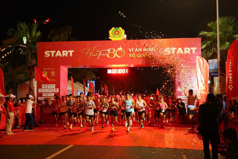 Tưng bừng khai mạc Sport Festival 2025 ở Lâm Đồng- Ảnh 3. Tưng bừng khai mạc Sport Festival 2025 ở Lâm Đồng- Ảnh 3.