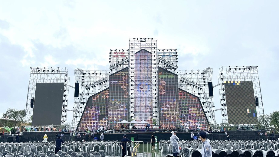 Concert "Việt Nam trong tôi" không bị hủy diễn hôm nay- Ảnh 1.
