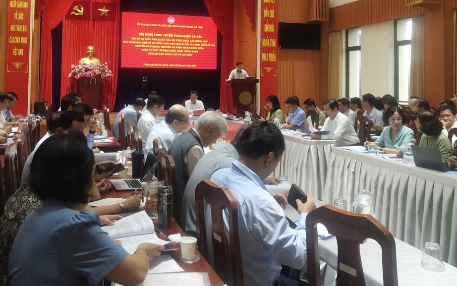TP.HCM muốn chuyển đổi xe buýt xanh nhưng cơ chế hỗ trợ chưa “xanh” với doanh nghiệp- Ảnh 1.
