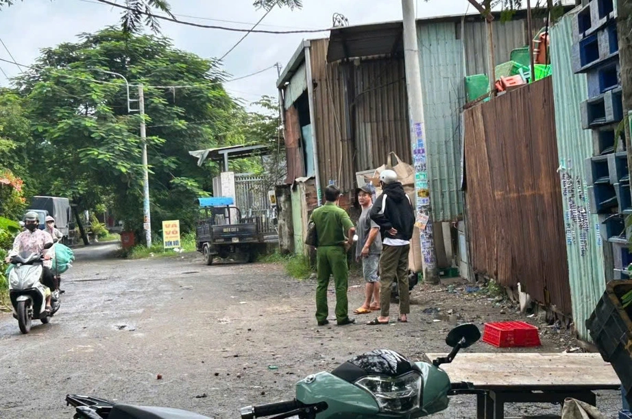 TP.HCM: Nam thanh niên bị đứt lìa bàn tay khi thả diều- Ảnh 1. TP.HCM: Nam thanh niên bị đứt lìa bàn tay khi thả diều- Ảnh 1.