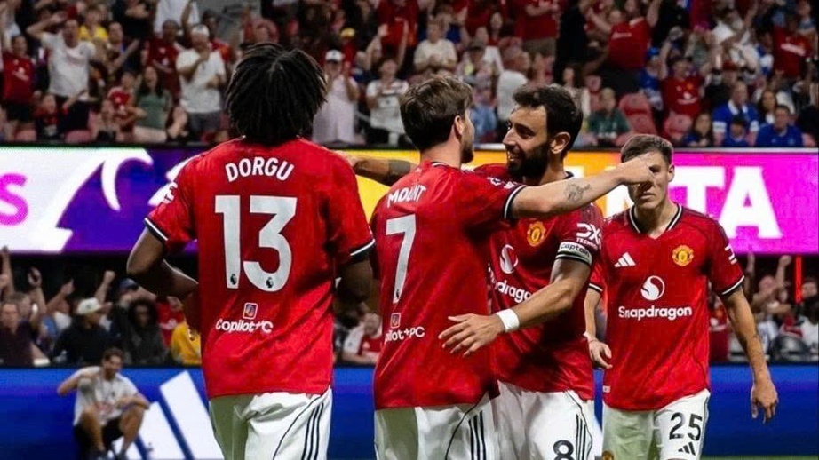 Trực tiếp Ngoại hạng Anh ngày 30/8: Chelsea tiếp Fulham, MU đấu Burnley- Ảnh 1. Trực tiếp Ngoại hạng Anh ngày 30/8: Chelsea tiếp Fulham, MU đấu Burnley- Ảnh 1.