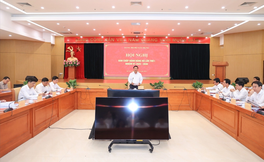 Đảng bộ Bộ Xây dựng: Tăng tốc ngay từ đầu nhiệm kỳ, hướng tới mục tiêu phát triển bền vững- Ảnh 3.