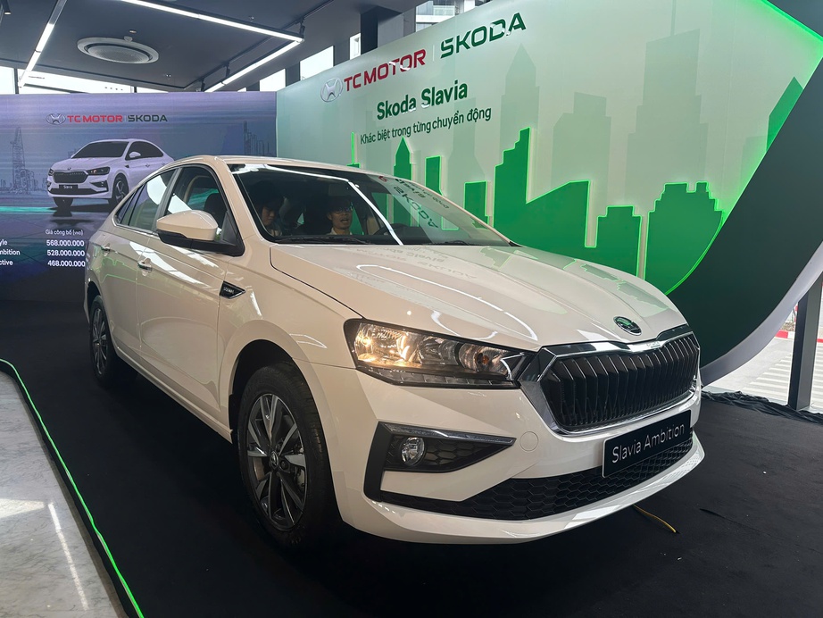Skoda Slavia ra mắt, chốt giá từ 468 triệu đồng- Ảnh 1.