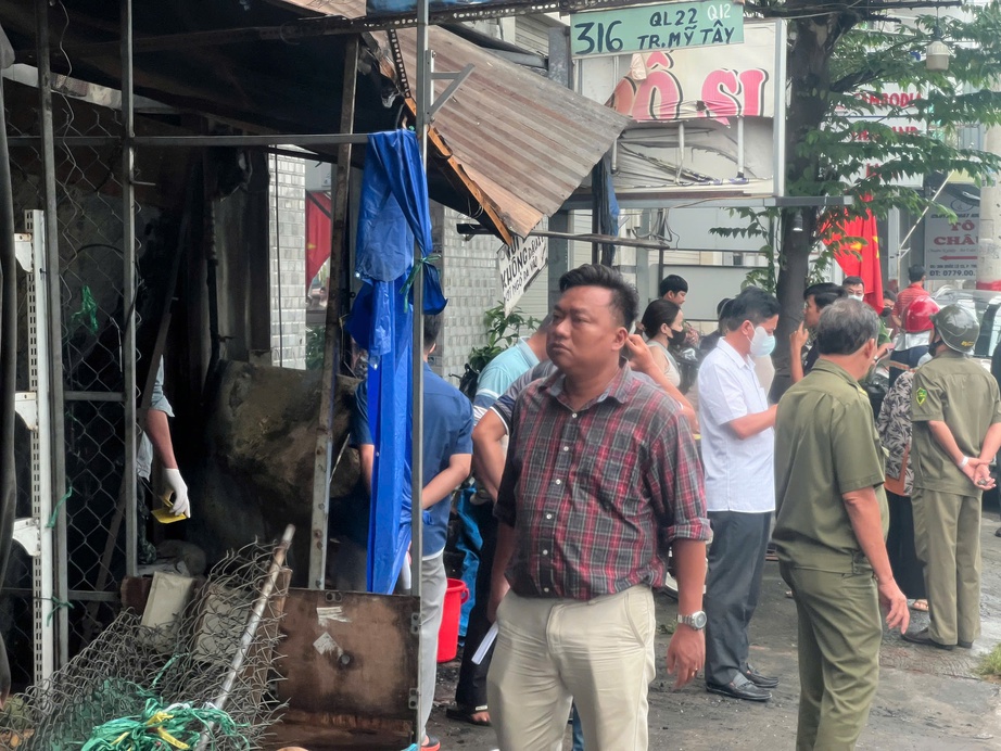 TP.HCM: Cháy nhà lúc rạng sáng, cụ ông bị liệt không thoát ra kịp- Ảnh 1.