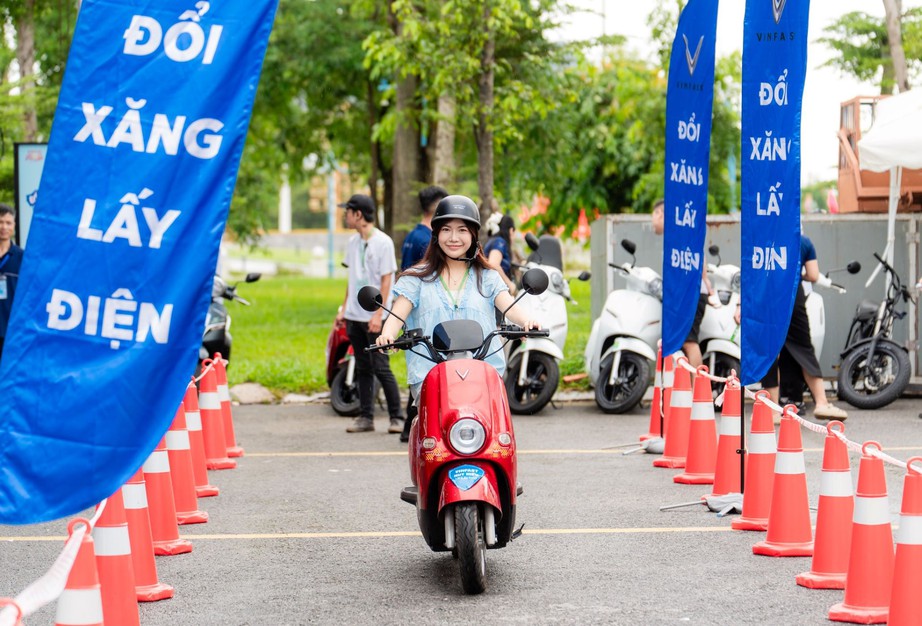 Thiết kế thời trang, khung gầm chắc chắn, VinFast Motio trở thành “hot item” năm học mới- Ảnh 2.