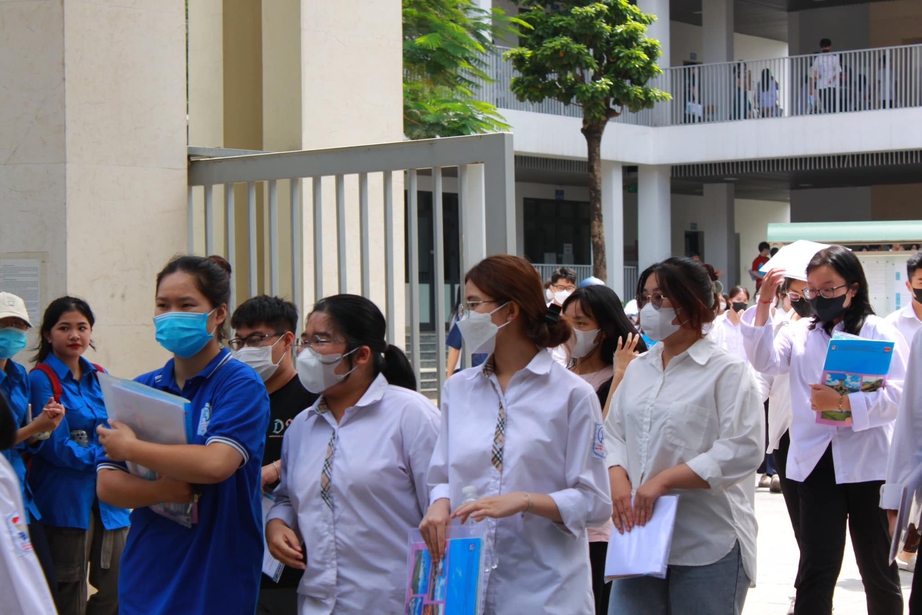 Bộ Giáo dục và Đào tạo yêu cầu công bố phương thức tuyển sinh đại học năm 2026- Ảnh 1.