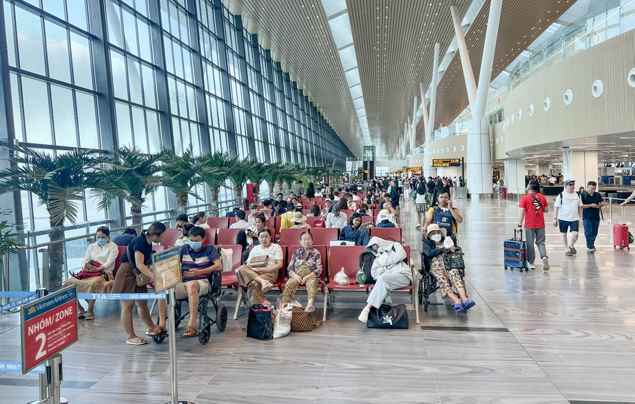 Đề xuất chuyển toàn bộ chuyến bay quốc tế sang khai thác tại Long Thành sau năm 2030- Ảnh 2.