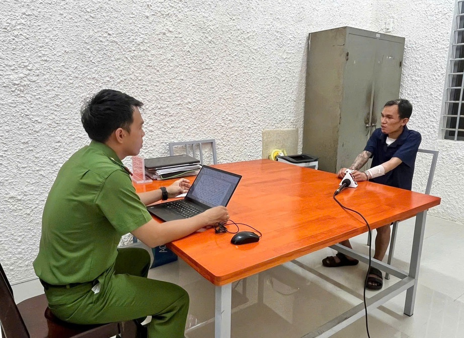 Khởi tố, bắt tạm giam 4 tháng đối với nghi can đâm trung tá công an Đắk Lắk hy sinh- Ảnh 1.