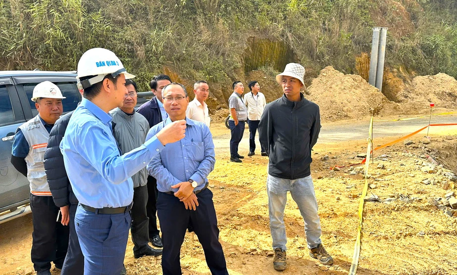 Cục trưởng Đường bộ: L&agrave;m việc xuy&ecirc;n lễ, Tết để ho&agrave;n th&agrave;nh dự &aacute;n QL28B- Ảnh 1.