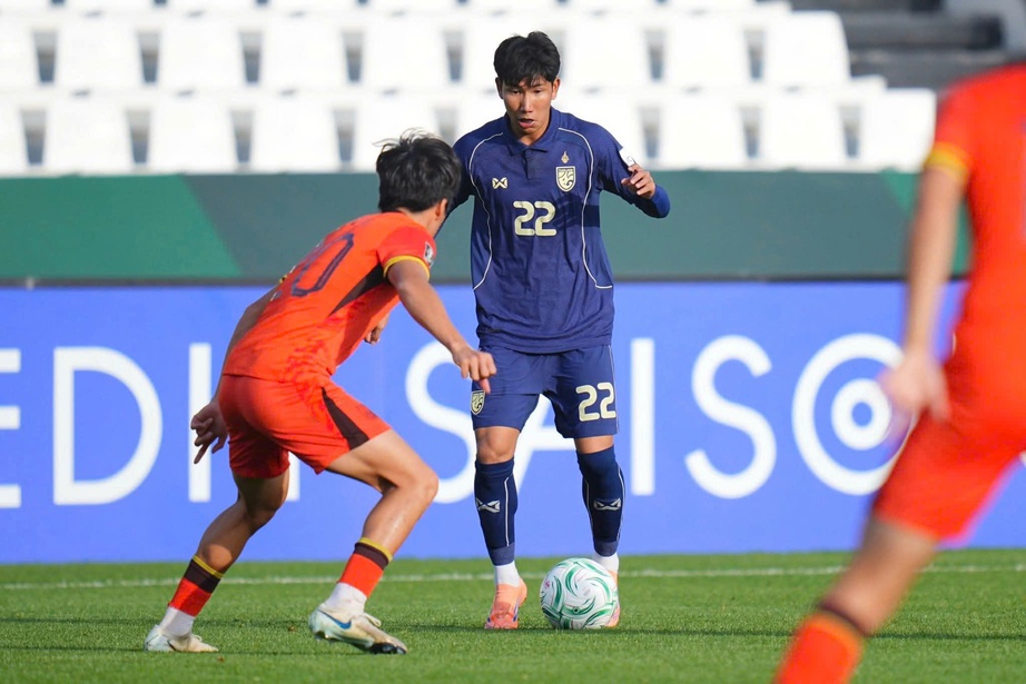 H&ograve;a Trung Quốc, Th&aacute;i Lan dừng ch&acirc;n tại v&ograve;ng chung kết U23 ch&acirc;u &Aacute; 2026- Ảnh 2.