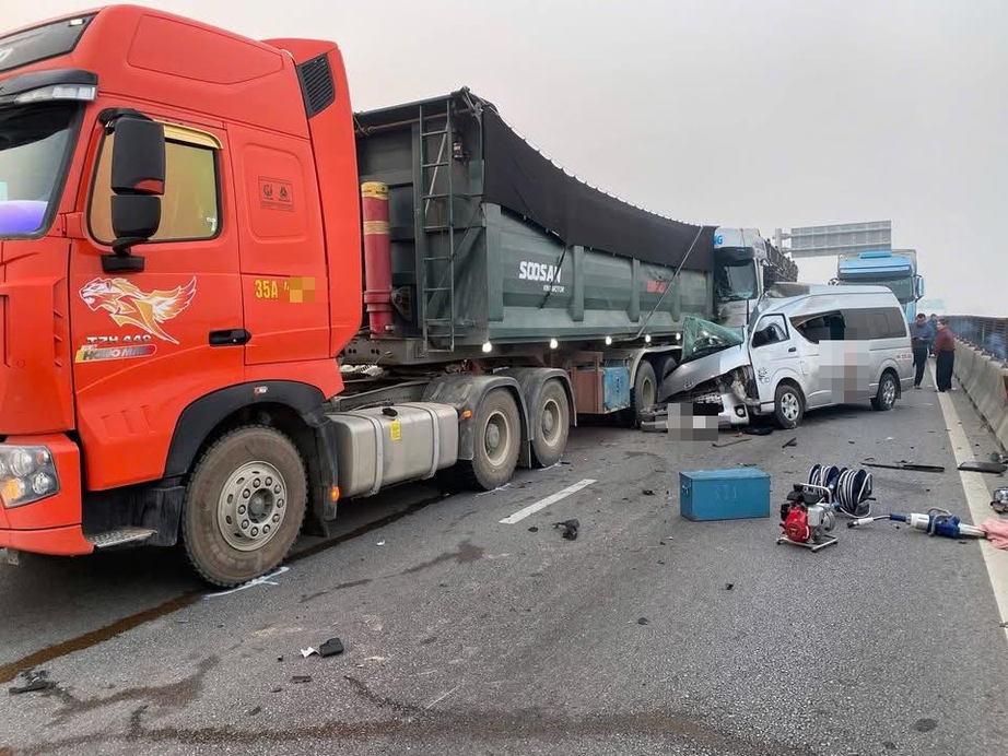 Sẽ khởi tố vụ &aacute;n tai nạn li&ecirc;n ho&agrave;n tr&ecirc;n cao tốc Mai Sơn - QL45 khiến 4 người tử vong- Ảnh 3.