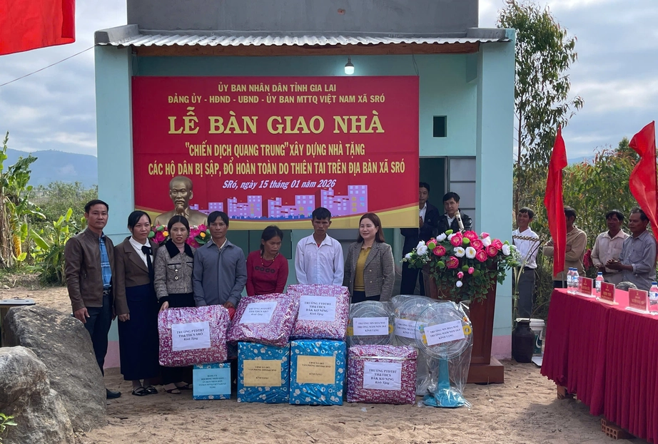 Gia Lai: Ho&agrave;n th&agrave;nh v&agrave; b&agrave;n giao 22 căn nh&agrave; cho người d&acirc;n v&ugrave;ng kh&oacute;- Ảnh 1.