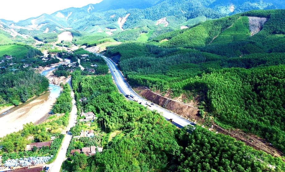 Xin điều chỉnh tổng mức đầu tư cao tốc La Sơn - H&ograve;a Li&ecirc;n l&ecirc;n 3.538 tỷ đồng- Ảnh 7.