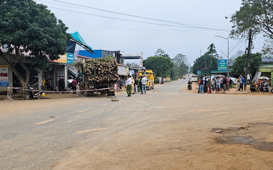 Quảng Trị: Tổ chức lại giao th&ocirc;ng, bổ sung biển b&aacute;o tại n&uacute;t giao tỉnh lộ 575B v&agrave; 576- Ảnh 2.