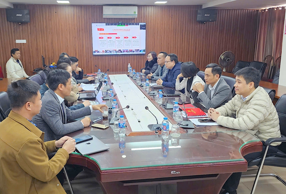 Đảng ủy Bộ Xây dựng kết nối Hội nghị Báo cáo viên Trung ương toàn quốc- Ảnh 2. Đảng ủy Bộ Xây dựng kết nối Hội nghị Báo cáo viên Trung ương toàn quốc- Ảnh 2.