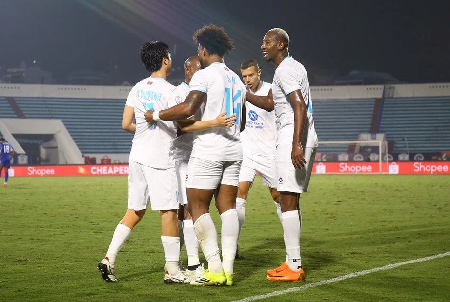 Xu&acirc;n Son tỏa s&aacute;ng, Nam Định v&agrave;o b&aacute;n kết C&uacute;p C1 Đ&ocirc;ng Nam &Aacute;- Ảnh 2.