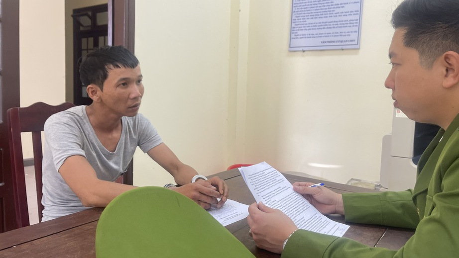 Khởi tố đối tượng uống rượu bia điều khiển xe m&ocirc; t&ocirc; g&acirc;y tai nạn tại Huế- Ảnh 1.