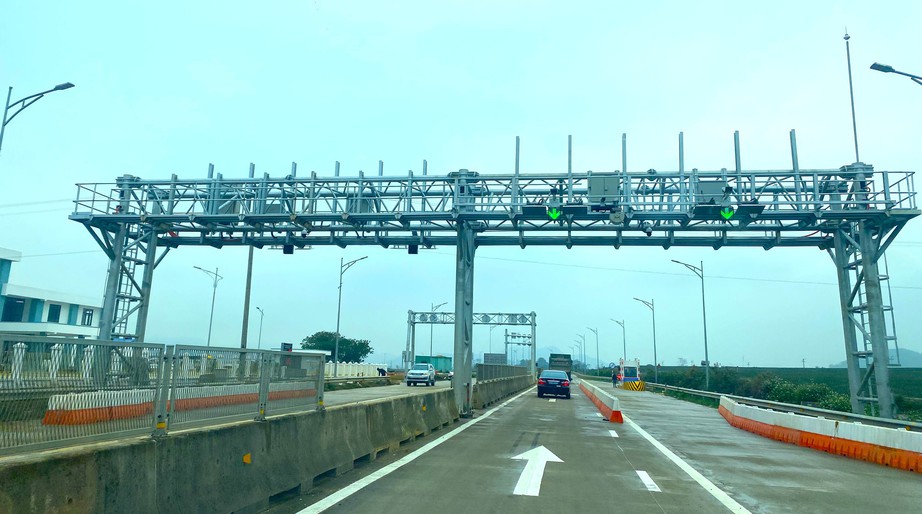 Sẵn s&agrave;ng triển khai thu ph&iacute; cao tốc do Nh&agrave; nước đầu tư- Ảnh 6.
