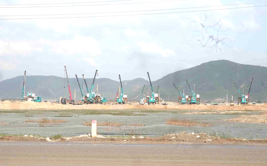 Hà Tĩnh: Đảm bảo nguồn cung vật liệu xây dựng thông qua đấu giá các mỏ khoáng sản- Ảnh 1. Hà Tĩnh: Đảm bảo nguồn cung vật liệu xây dựng thông qua đấu giá các mỏ khoáng sản- Ảnh 1.